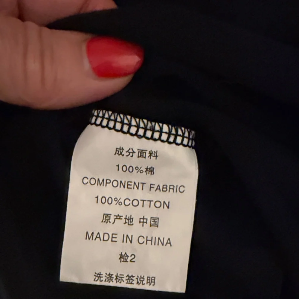 Prada Black Sleeveless cotton t Shirt with triangle Logo ! Designer - Picture 5 of 7